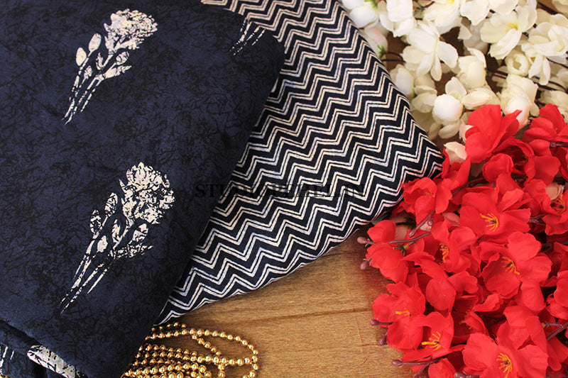 Muslin silk fabric - Navy Dalia