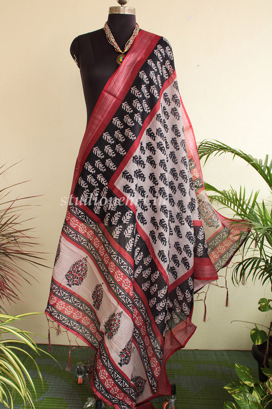 Handwoven Dupattas - Ajrakh