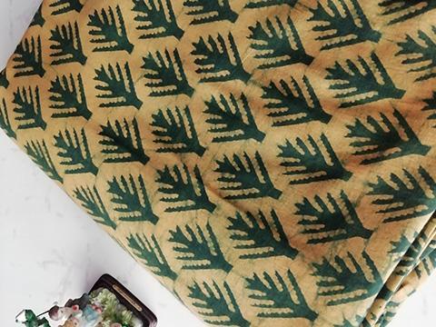 Cotton running fabrics or materials sourced from all over the country for online sale at cheap prices which are suitable for making salwars,kurtis,shirts,skirts & many more.