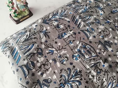 Cotton running fabrics or materials sourced from all over the country for online sale at cheap prices which are suitable for making salwars,kurtis,shirts,skirts & many more.