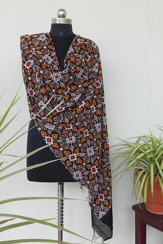 Beautiful akjrak printed dyed dupatta black - STUDIO PEHEL
