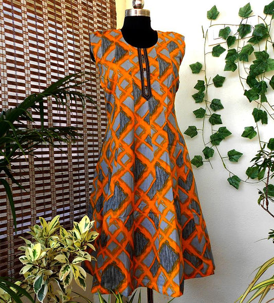 Aastha yellow grey pannelled cotton kurti - STUDIO PEHEL