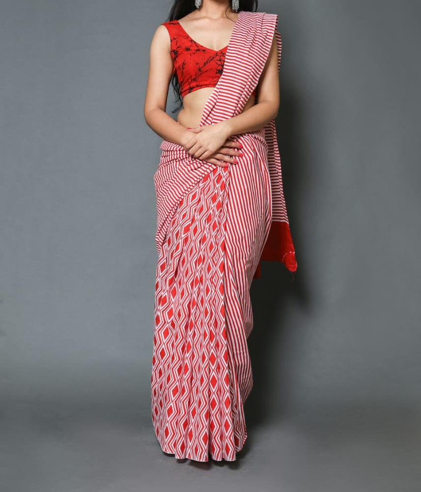Naira soft cotton sarees-crisscross red