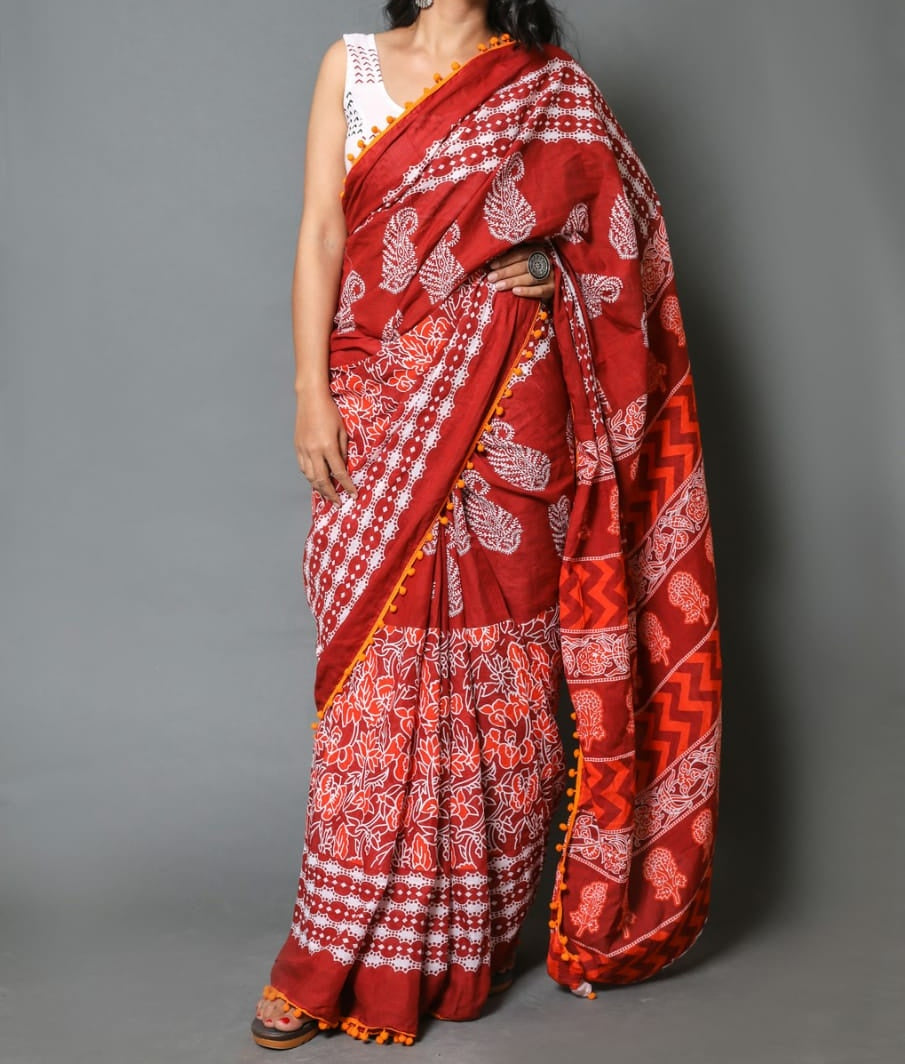 Naira soft cotton sarees- brick red half & half