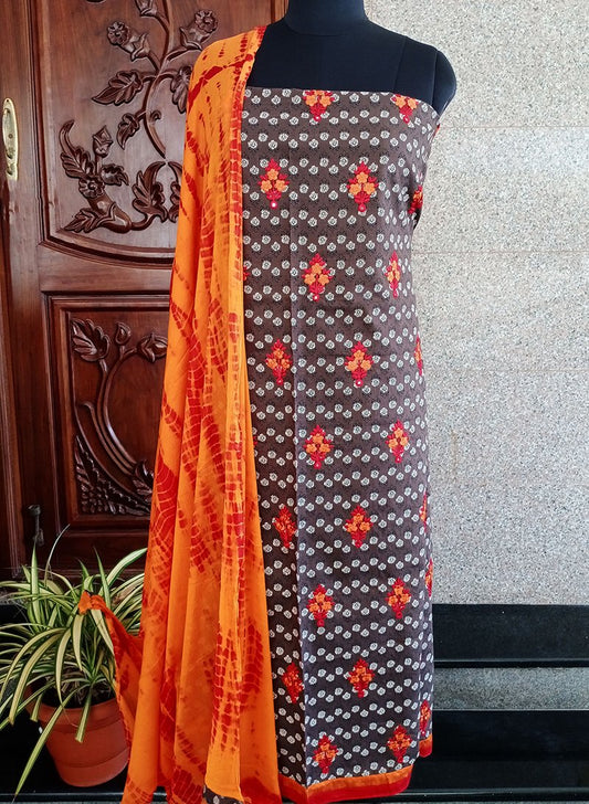 Aarvi grey/orange Salwar set - STUDIO PEHEL 