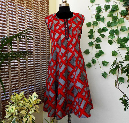 Aastha red grey pannelled cotton kurti - STUDIO PEHEL 